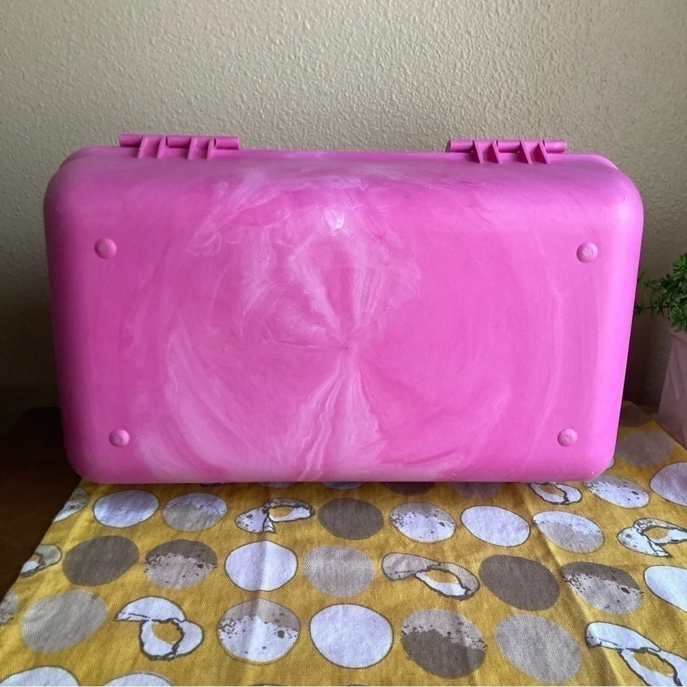 Vintage Caboodles hot pink and purple 2 tier convertible makeup case